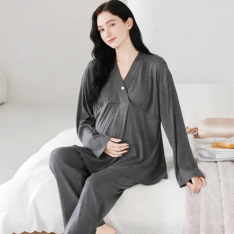 Maternity & Nursing Sleepwear Set